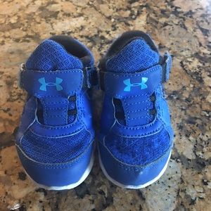 Blue under armor toddler shoes